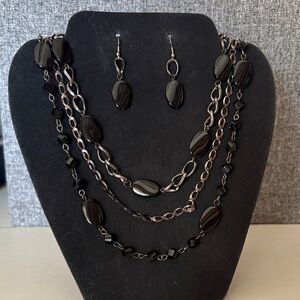 Elegant Black Jewelry Set